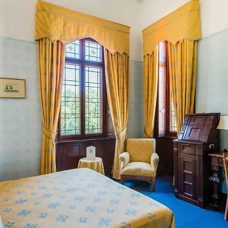 Castello Dal Pozzo Maggiore - Preferred & 5* Оледжо-Кастелло