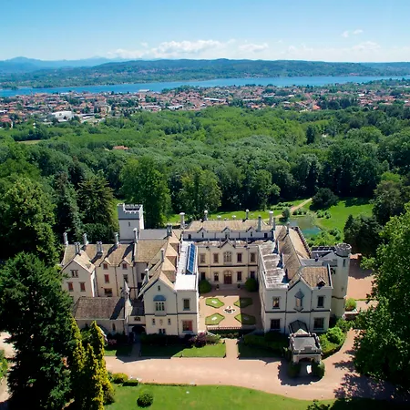 Hotell Castello Dal Pozzo Maggiore - Preferred &