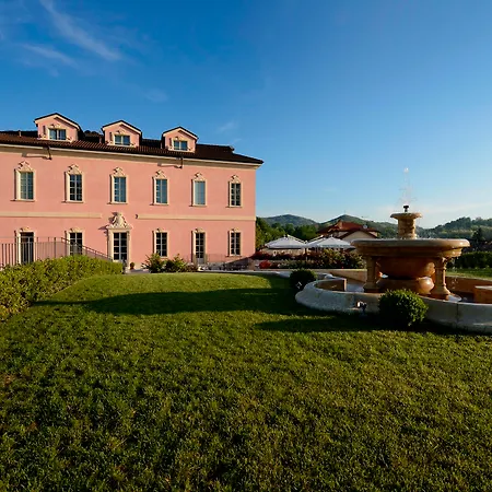Отель Castello Dal Pozzo Maggiore - Preferred & 5*