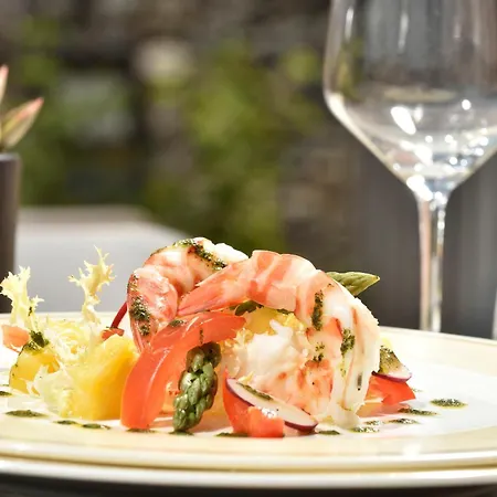 Отель Castello Dal Pozzo Maggiore - Preferred & 5*