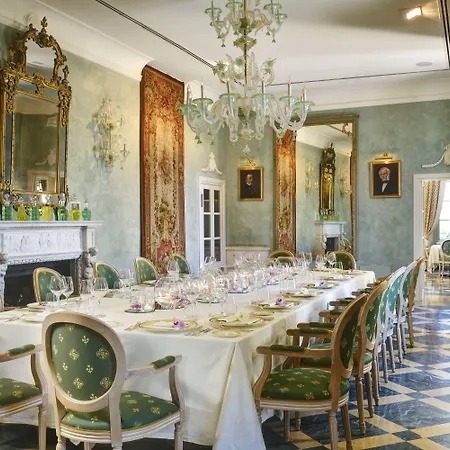 Castello Dal Pozzo Maggiore - Preferred & Отель Оледжо-Кастелло