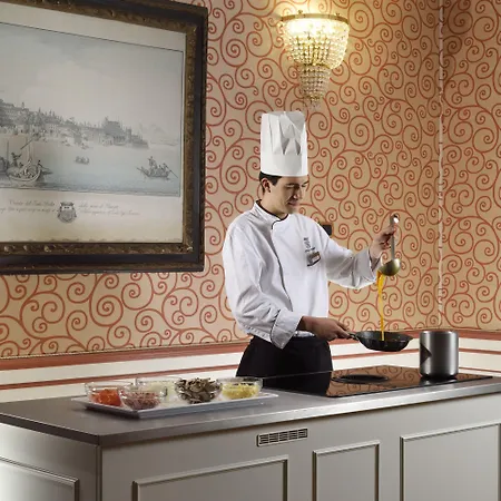 Castello Dal Pozzo Maggiore - Preferred & 5* Оледжо-Кастелло