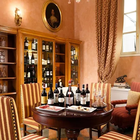 Отель Castello Dal Pozzo Maggiore - Preferred & 5*
