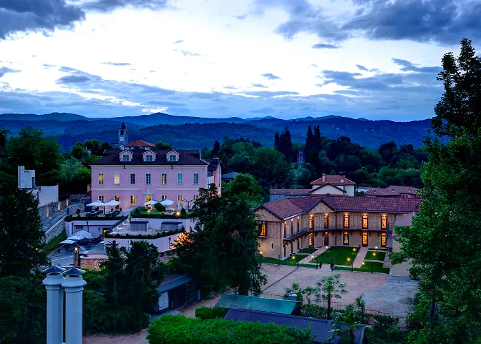 فندق Castello Dal Pozzo Maggiore - Preferred & أوليجو كاستيلّو