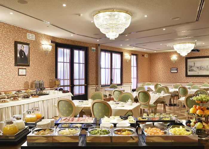 Castello Dal Pozzo Maggiore - Preferred & 5* أوليجو كاستيلّو